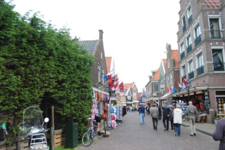 Día 2: Waterland (Edam, Volendam, Marken) y Alkmaar - Ruta por Holanda sorteando bicicletas (8)